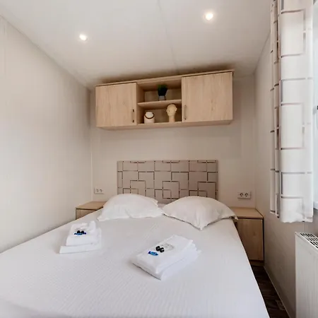 La Pecheuse - Comfortabele Stacaravan In Marva 1 캠프장 미들케르케